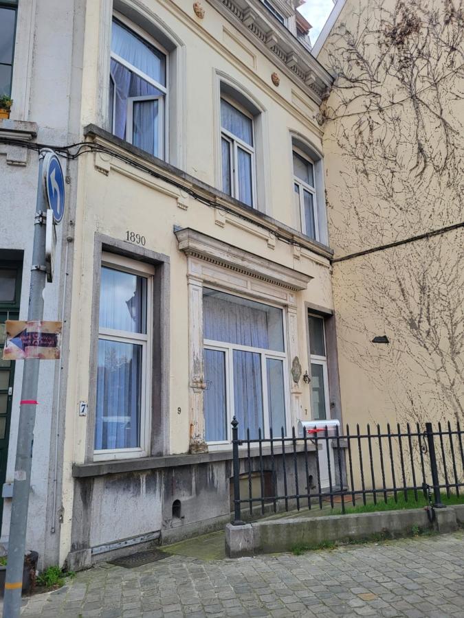 Studios Idealement Situes - Eu Etterbeek Exteriör bild